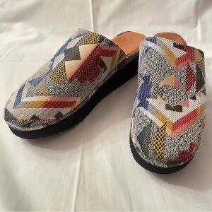 L'amour Des Pieds Adelise Mules Size 11